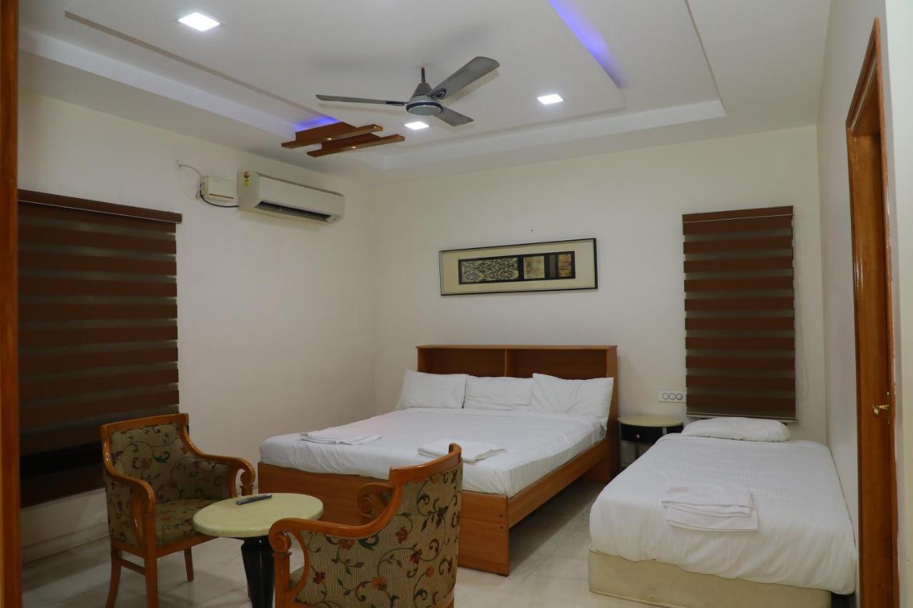 Hill View Paradise - 2Bhk'S & Rooms - A Golden Group Of Premium Home Stays - Tirupati Bagian luar foto